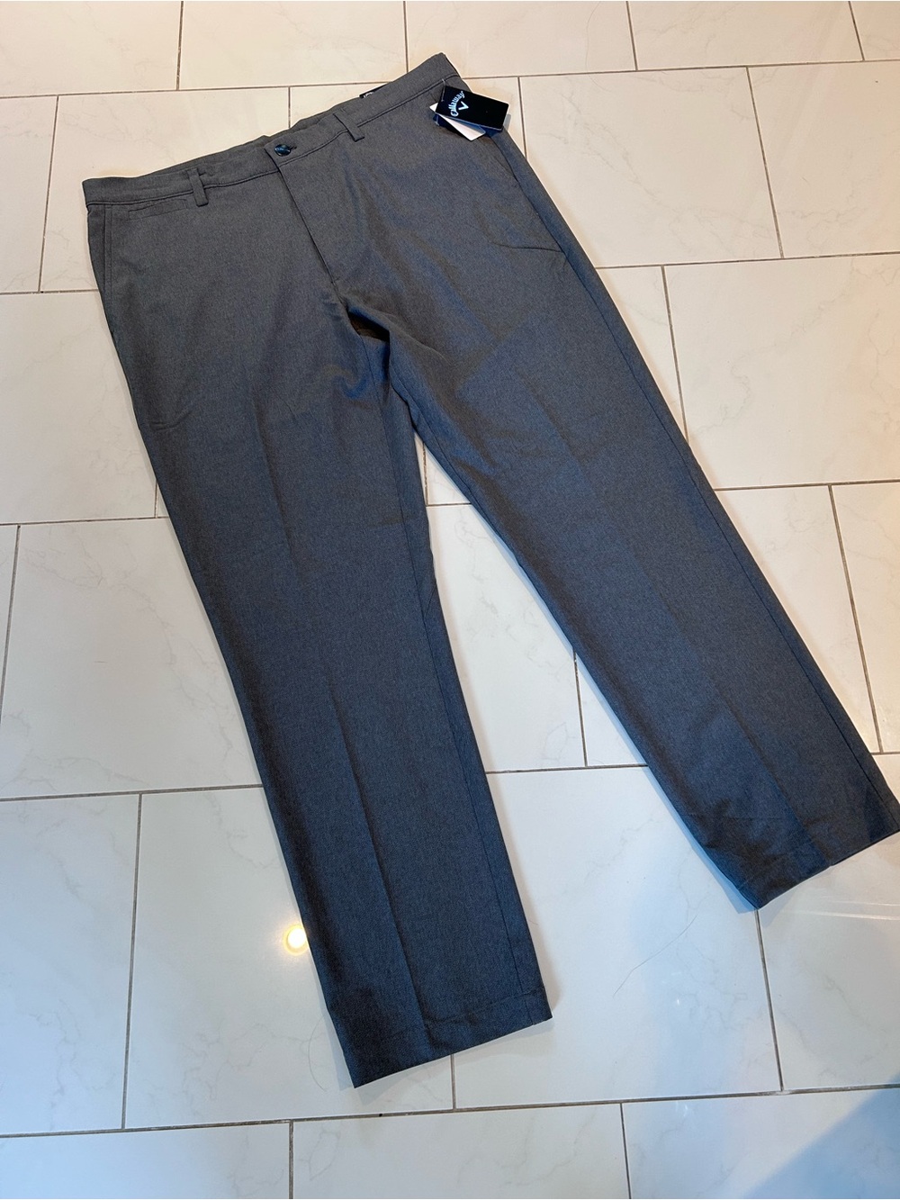 Callaway Men's Dress / golf Pants in light grey.  New!